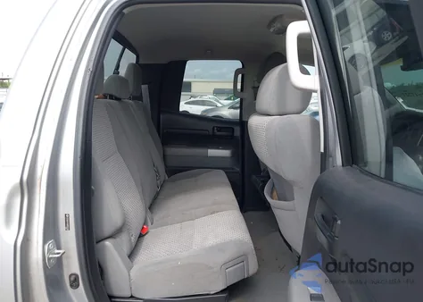 2008 Toyota Tundra Sr5 5.7L V8 z USA, uszkodzony, nr VIN 5TFRV54148X050380